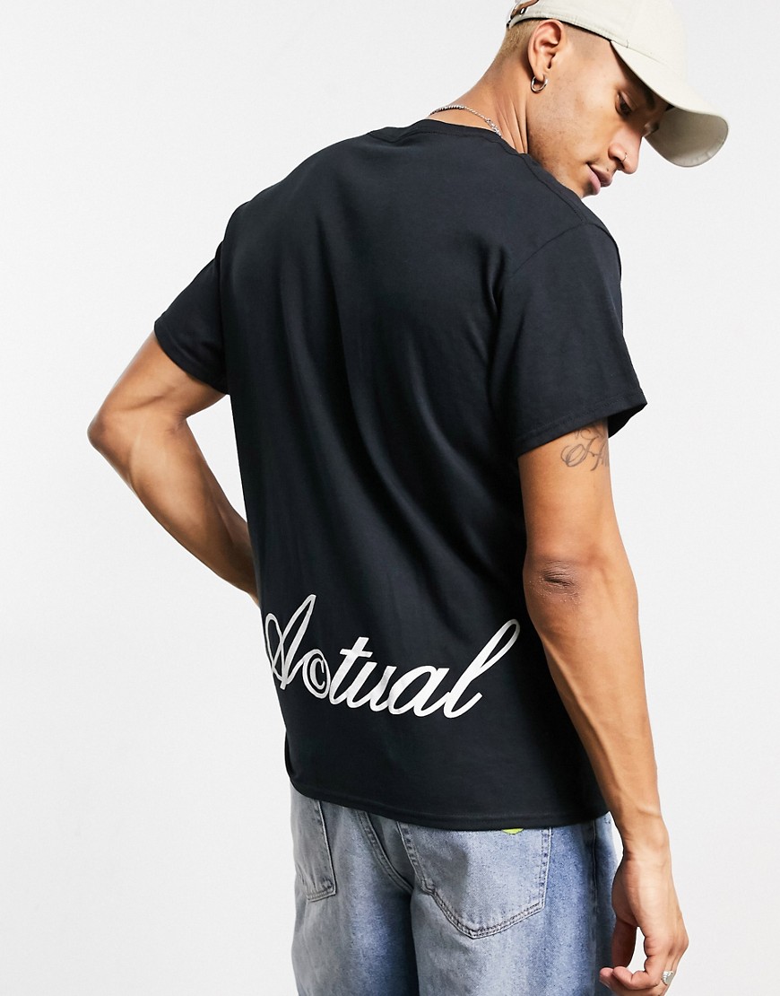 ASOS – Actual – Svart t-shirt med logga fram- och baktill