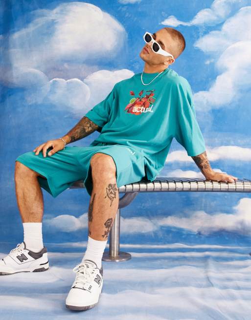 ASOS Actual - T-shirt oversize verde con stampa grafica 