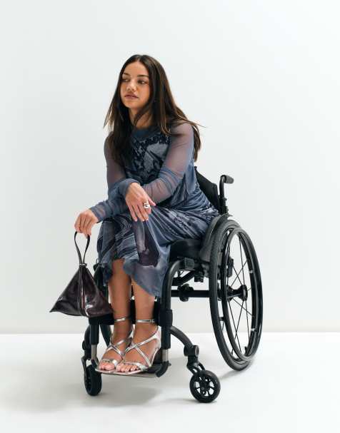 ASOS ADAPTIVE draperad midi-klänning i mesh med placerat tryck - view 1