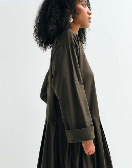 ASOS ADAPTIVE Midikleid im Hemdblusenstil mit Magnetdruckknöpfen in Grün, 6 von 10