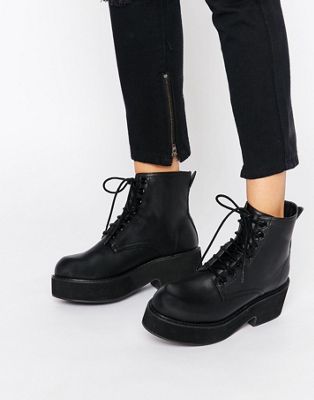 ALEXANDER Lace Up Chunky Ankle Boots 