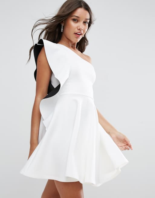 ASOS –  Ausgestelltes, verstärktes Minikleid mit Rüschen