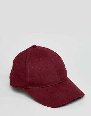 maroon baseball cap