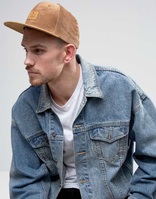 ASOS - Casquette en velours côtelé à bride arrière - Fauve