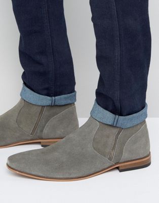 grey jeans chelsea boots