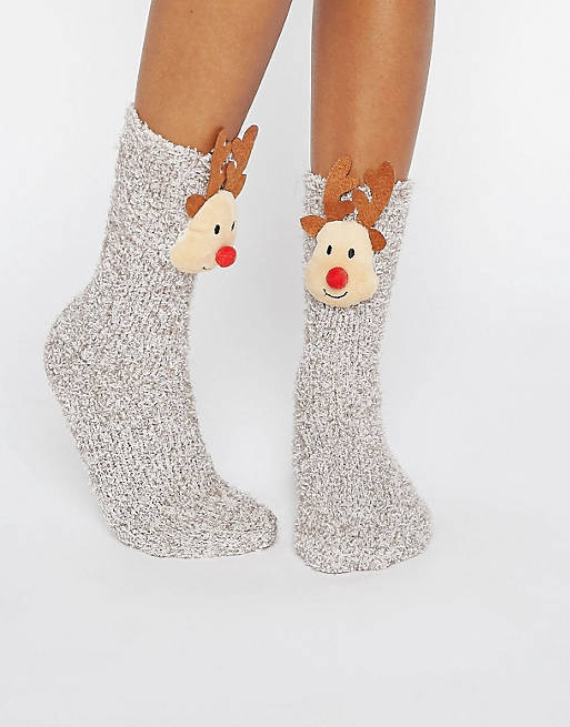 ASOS – Christmas – Kuschelige Socken mit Rentier-Design in einer Geschenkbox