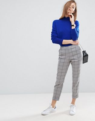 cigarette trousers outfit