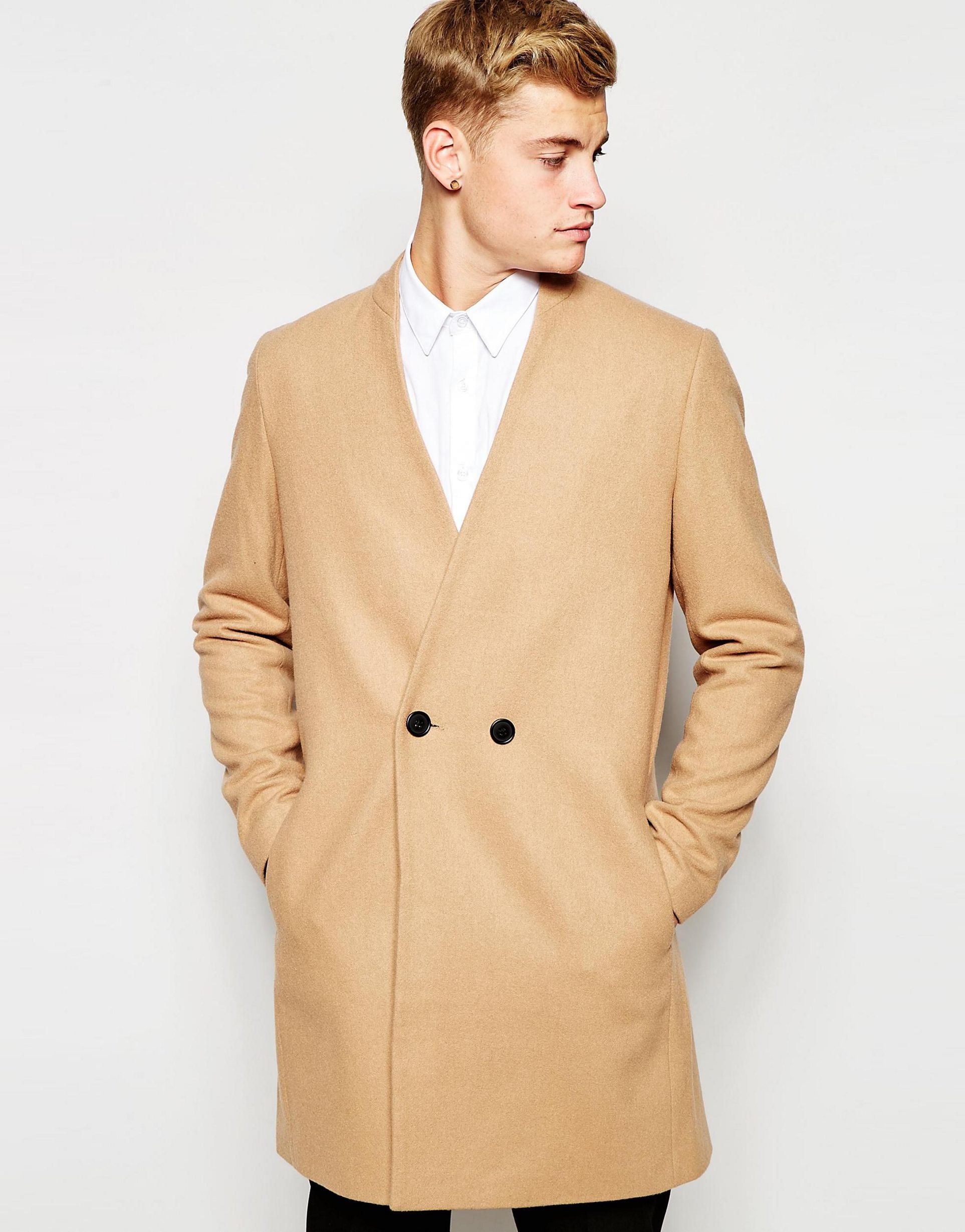 Длинное мужское пальто кэмел
