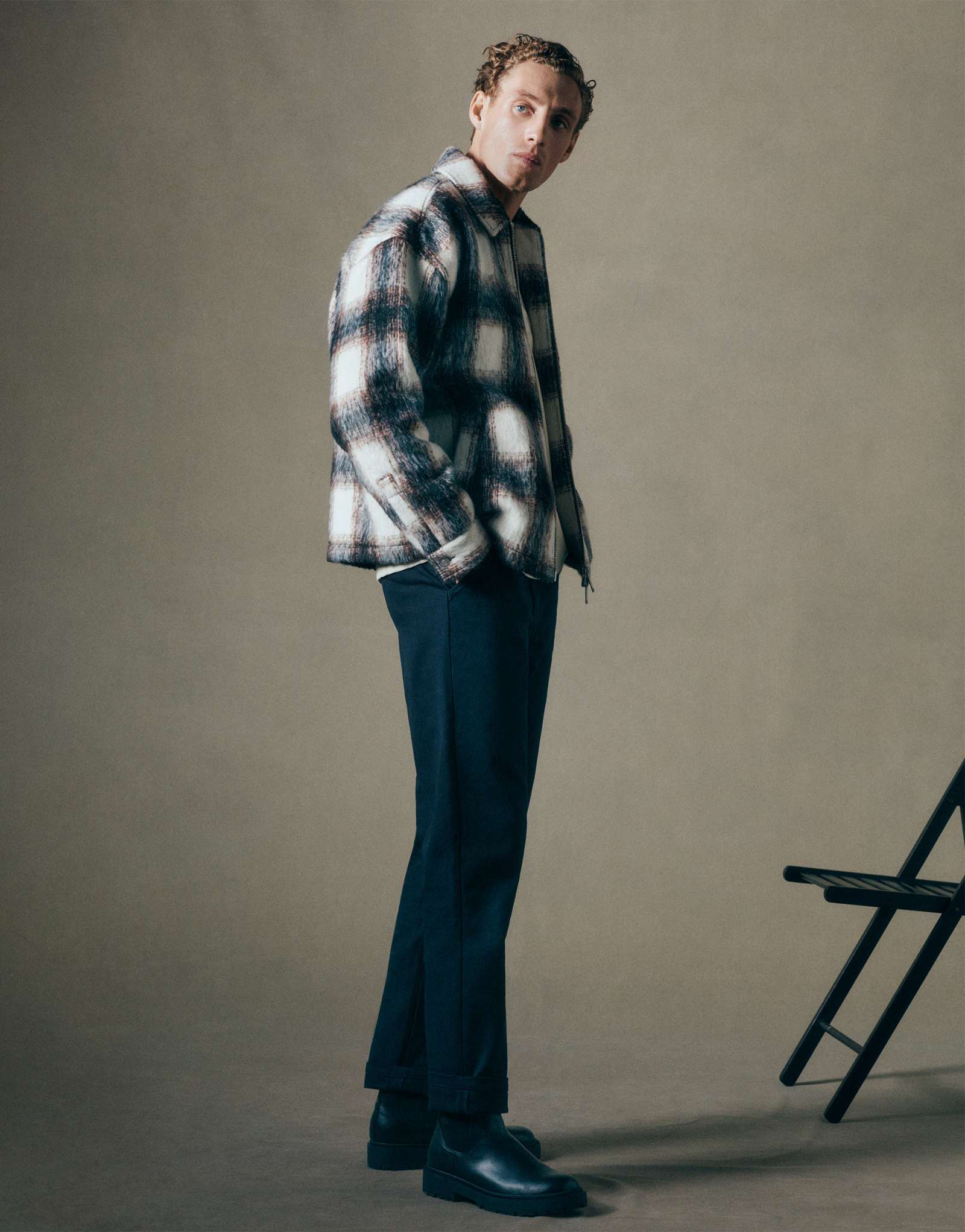 КОЛЛЕКТИВНЫЙ стеганый жакет ASOS в клетку shadow plaid