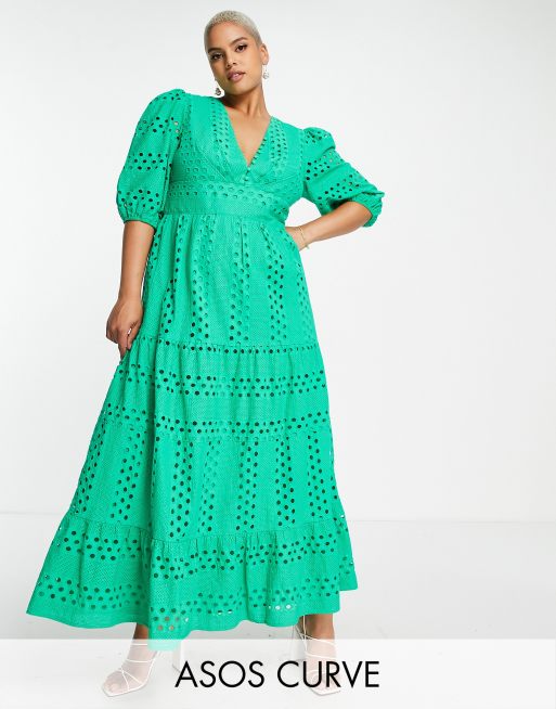 ASOS Curve - Vestito midi in pizzo verde a pieghe con scollo profondo e bottoni sul collo 							