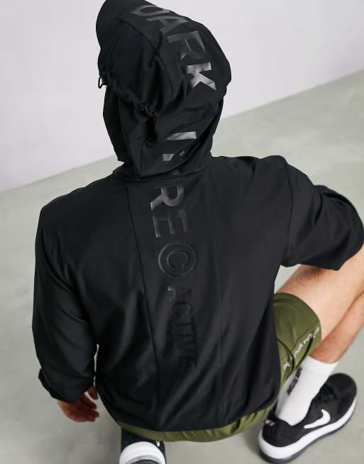 ASOS Dark Future – Active – Kurtka sportowa do biegania z nadrukiem na plecach, 3 z 4