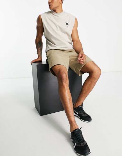 ASOS 4505 Icon muscle fit training t-shirt with quick dry in khaki