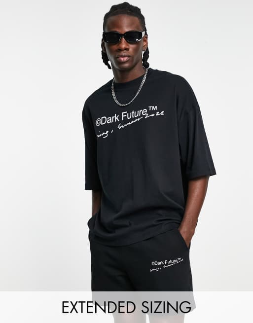 ASOS Dark Future - Afslappede shorts med logoprint i sort