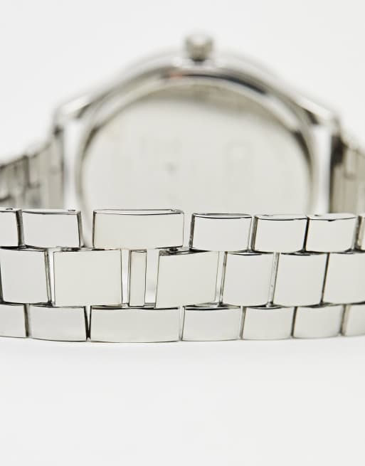 ASOS Dark Future - Armbandhorloge in zilver met saliegroene wijzerplaat, 4 van 4