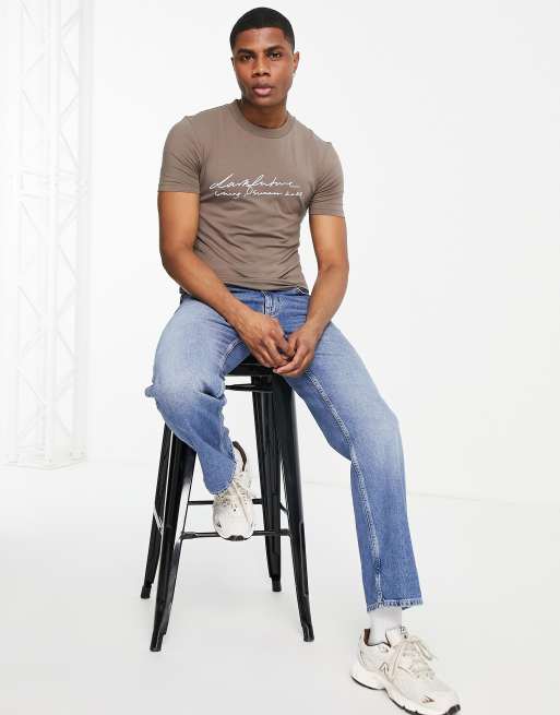 ASOS Dark Future – Brązowy T-shirt o kroju podkreślającym sylwetkę z nadrukiem logo na piersi