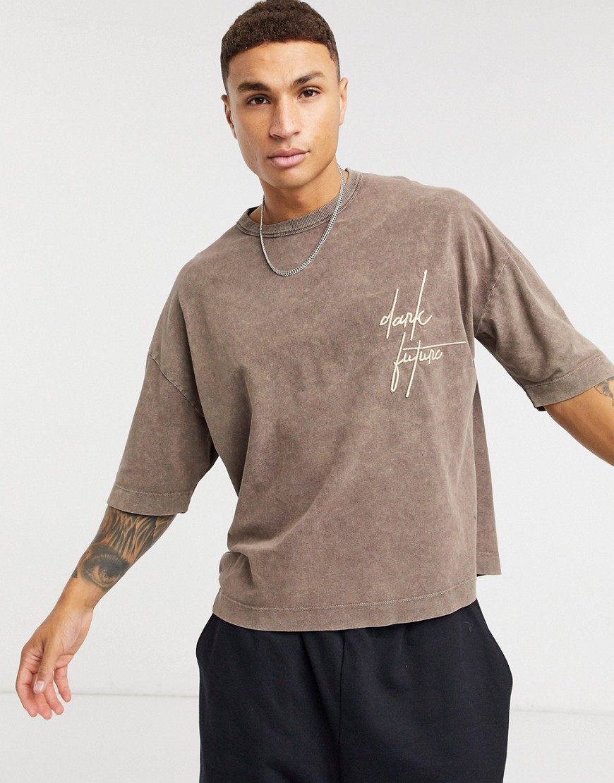 ASOS – Dark Future – Brun, stentvättad t-shirt i pikétyg med oversize-passform och broderi