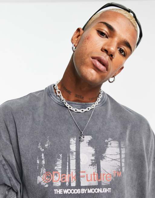 ASOS Dark Future – Czarny T-shirt oversize z fotograficznym nadrukiem z przodu i napisami na plecach