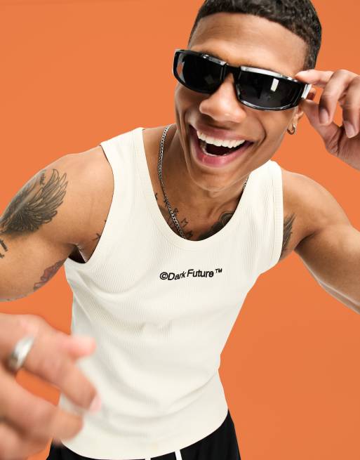 ASOS - Dark Future - Débardeur côtelé ajusté avec logo imprimé - Blanc