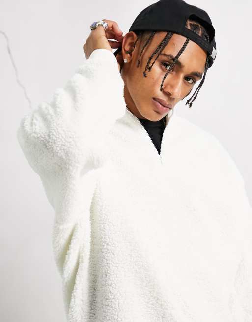 ASOS Dark Future – Oversize-Sweatshirt in Knochenweiß aus Teddyfell mit durchgehendem Reißverschluss und Stehkragen, 2 von 4