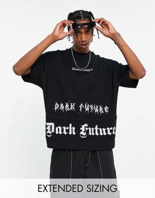 ASOS Dark Future - Oversized T-shirt med dobbeltlag og gotisk logoprint bagpå i sort