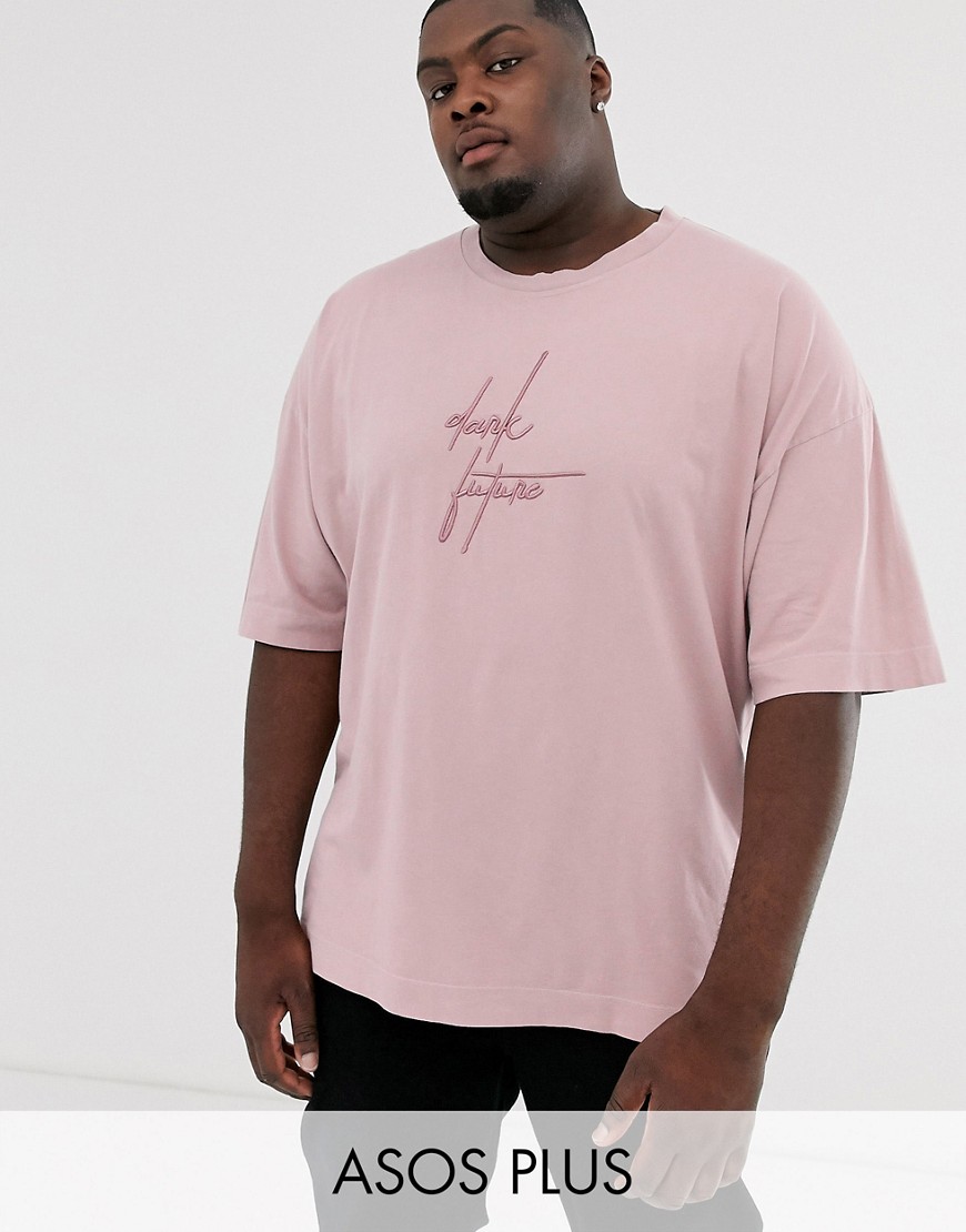 ASOS – Dark Future – Plusstorlek – Rosa t-shirt i kraftigt material med oversize-passform och broderad dark future-logga-Beige