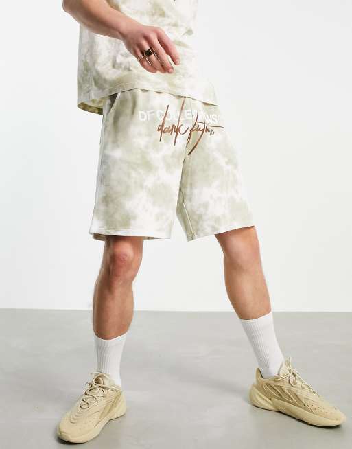 ASOS – Dark Future – Shorts in verwaschenem Braun mit Logostickerei, Kombiteil