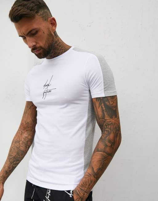 ASOS Dark Future – T-shirt o kroju podkreślającym sylwetkę z blokami kolorów i logo Dark Future