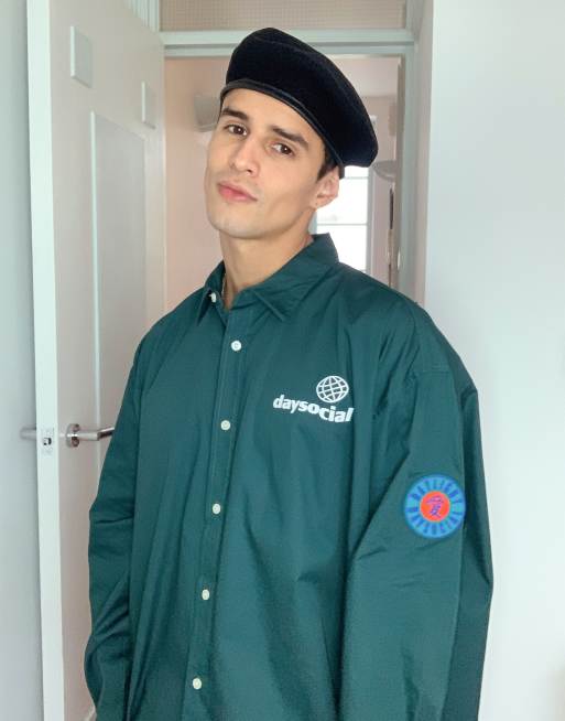 ASOS - Day Social - Camicia super oversize multitasche verde con stemma