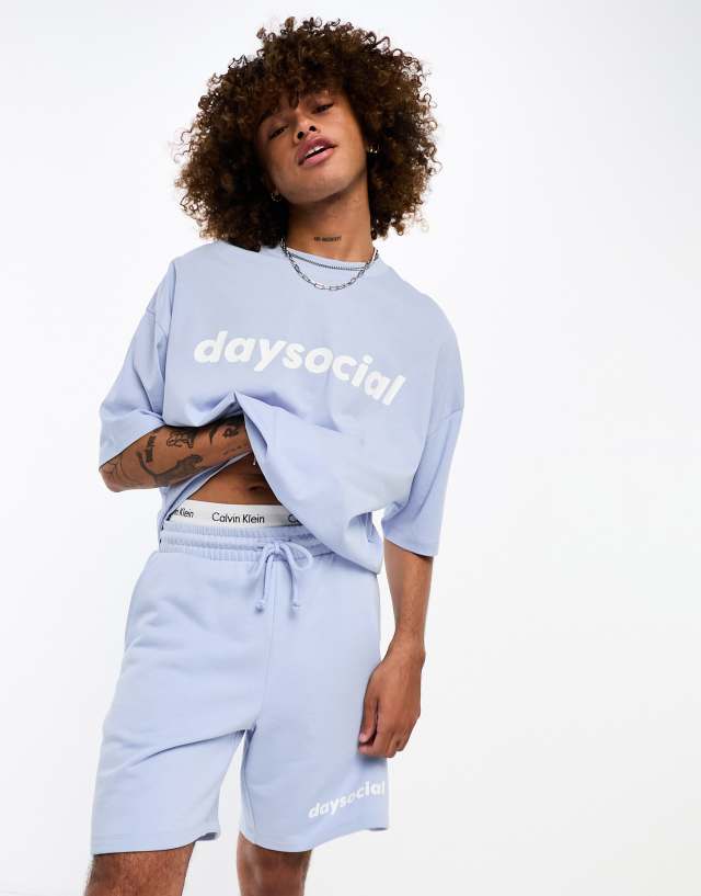 ASOS DESIGN - ASOS Daysocial co-ord relaxed short with logo print in purple