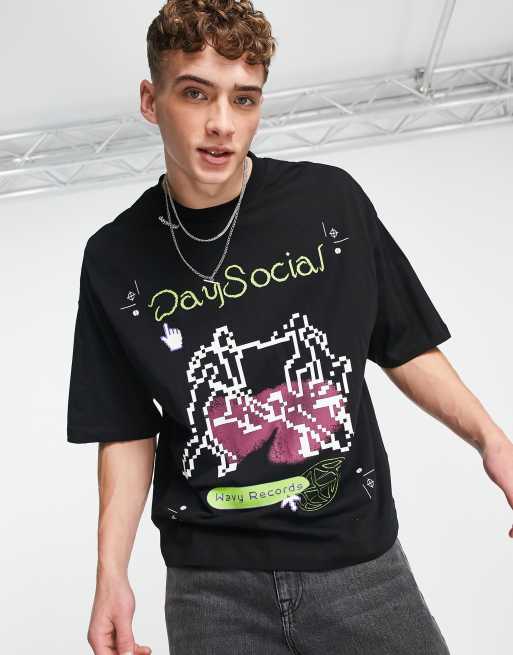 ASOS Daysocial – Oversize-T-Shirt in Schwarz mit großem Grafikprint vorne