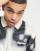 Thumbnail 3 van 4