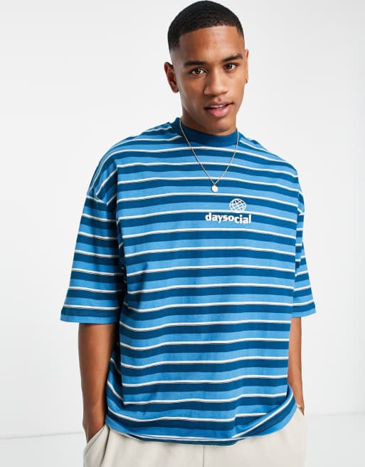 ASOS Daysocial - Oversized T-shirt bedekt met strepen en logoprint in marineblauw