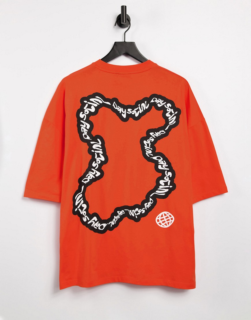 ASOS Daysocial - Oversized T-shirt met print op de rug in oranje