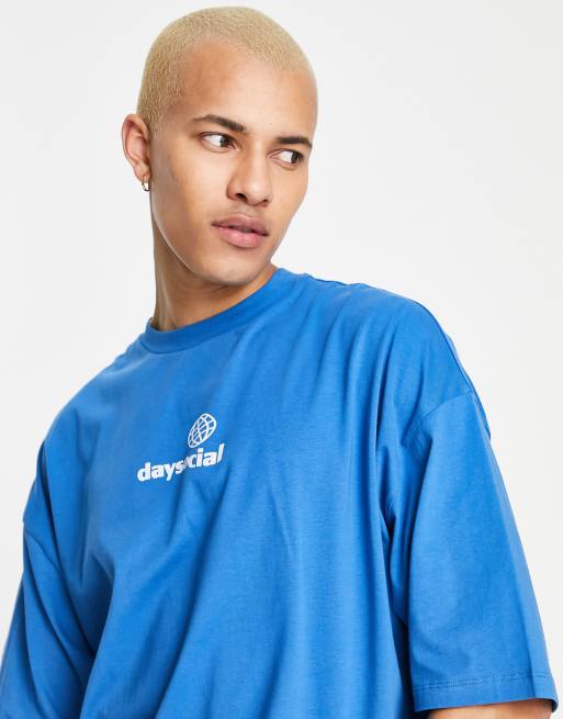 ASOS launch fitted T-shirts for fuller busts - OK! Magazine