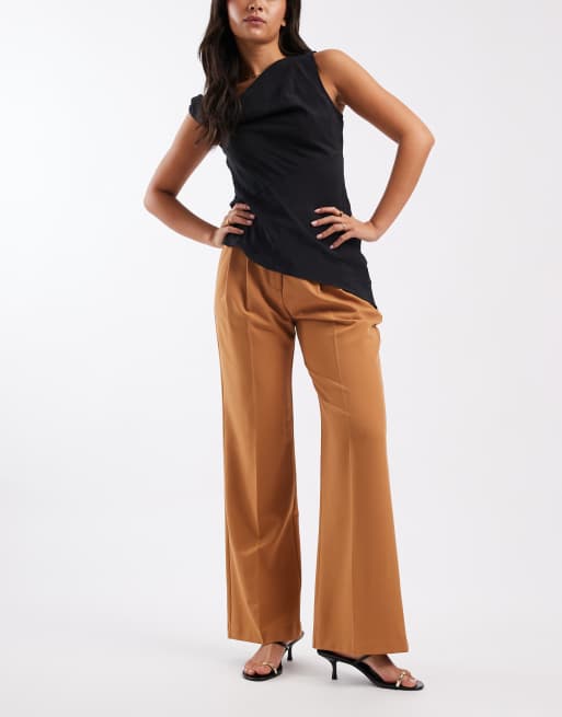 ASOS DEISGN tailored relaxed flare trousers in dark caramel
