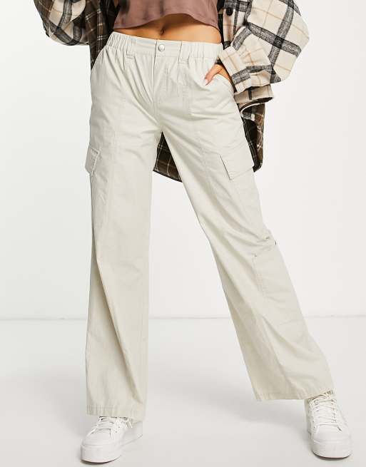 ASOS DESIGN 00's low rise cargo pants in oat