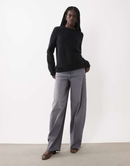 ASOS DESIGN 100% wool crew neck relaxed brushed jumper in black, 3 of 4