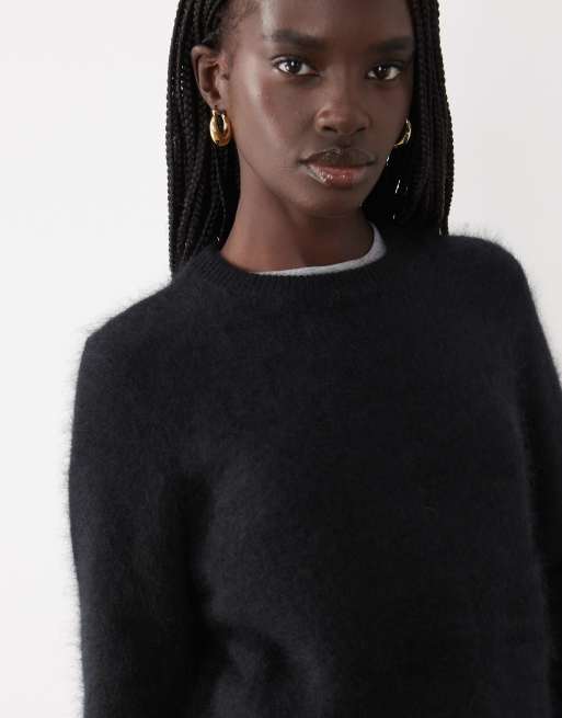 ASOS DESIGN 100% wool crew neck relaxed brushed sweater in black, 4 of 4