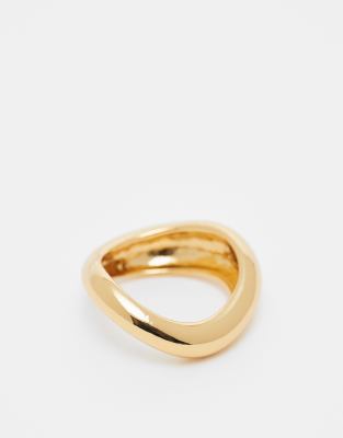ASOS DESIGN - 14-karätig vergoldeter Ring mit Wellendesign-Goldfarben