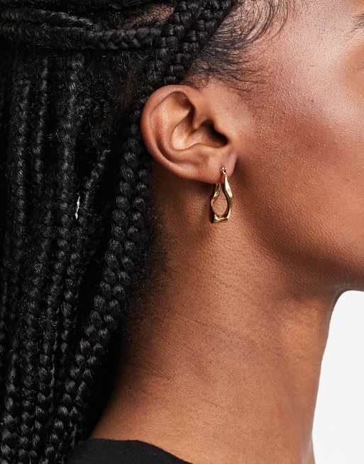 ASOS DESIGN 14k gold plated hoop earrings in twist link design, 3 of 4