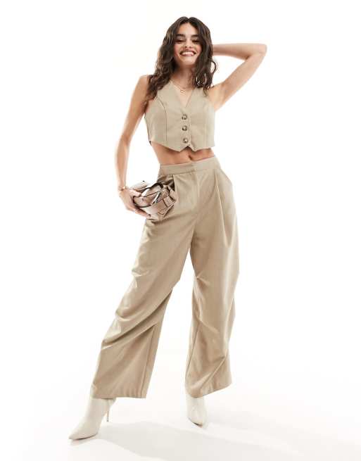 ASOS DESIGN - 2 in 1 cargo-jumpsuit met gilet-lijfje in lichtbeige