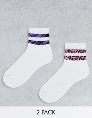 ASOS DESIGN 2 pack ankle length rib socks with animal print stripes in white