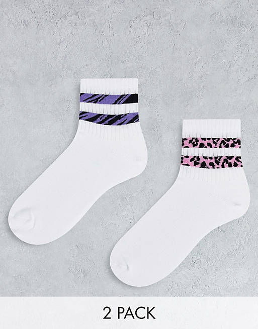 ASOS DESIGN 2 pack ankle length ribbed socks with animal print stripes in  white | ASOS