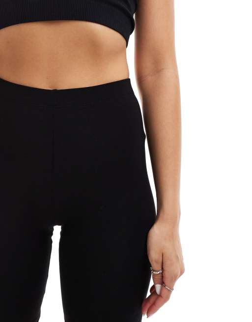 ASOS DESIGN 2 pack basic legging shorts in black