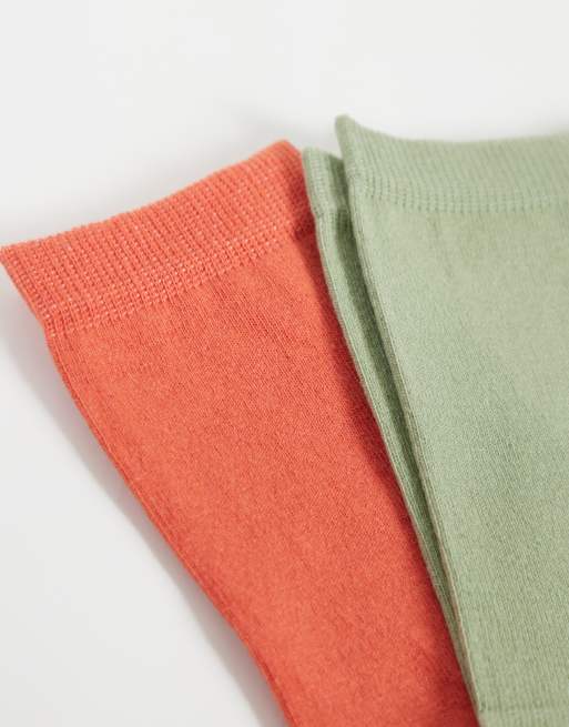 ASOS DESIGN 2-pack bomullsstrumpor i rött och salviagrönt, 2 av 3