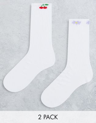 ASOS DESIGN 2 pack calf length rib socks with welt design in white