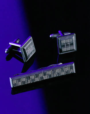 ASOS DESIGN 2 pack cufflinks and tie bar set with engraving in silver tone - ASOS Price Checker