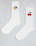 [ASOS DESIGN] ASOS DESIGN 2 pack lemon & cherry graphic socks in white 43-48 WHITE