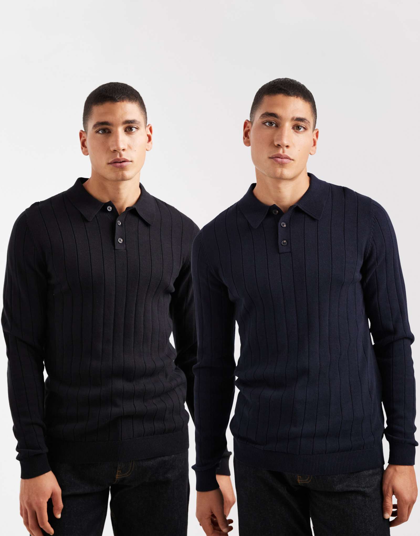 ASOS DESIGN - 2 комплекта трикотажных поло в рубчик черного и темно-синего цветов, облегающих фигуру