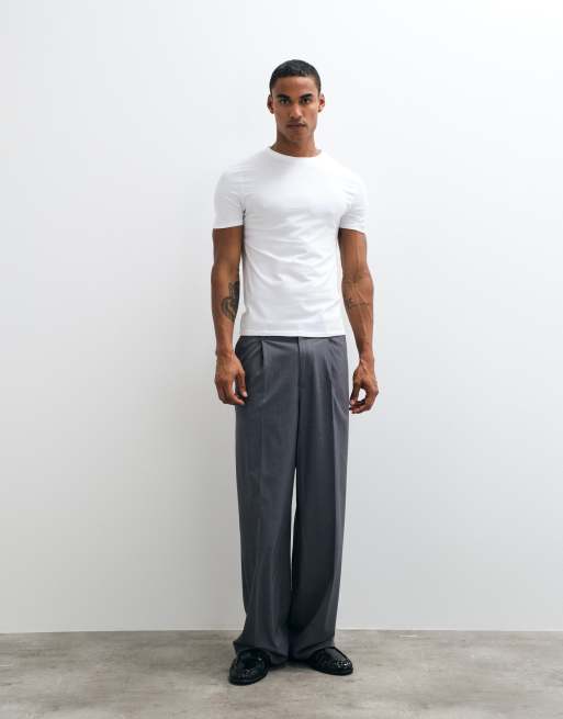 ASOS DESIGN 2-pack muscle fit t-shirt i beige och vitt, 2 av 5